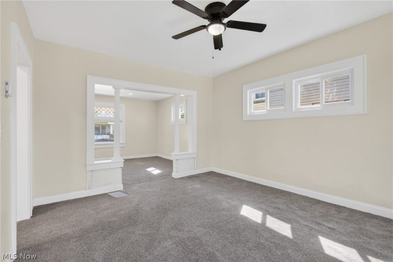 4402 Riverside Avenue, Cleveland, OH - Photo 5