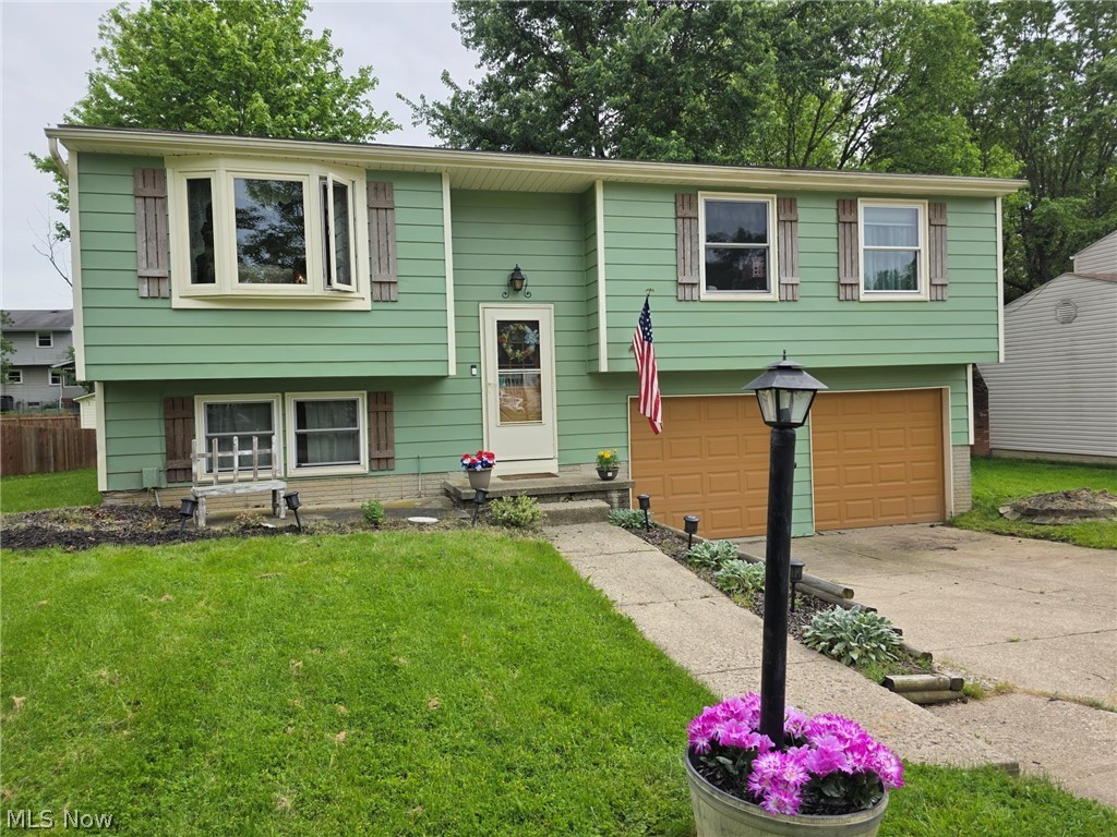 300 Montview Drive, Medina, OH
