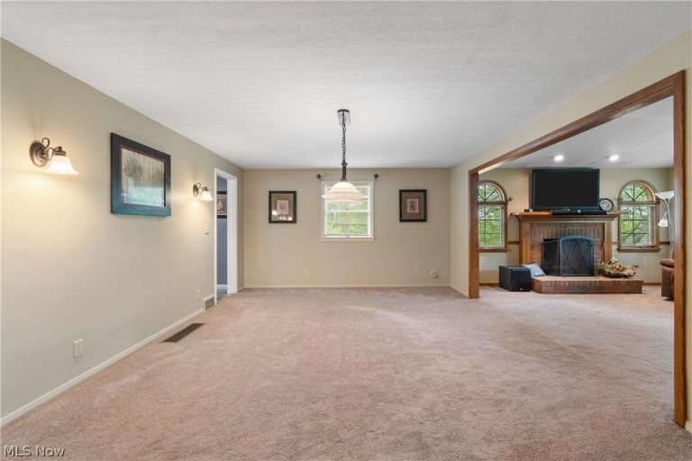 939 Genoa Avenue, Massillon, OH - Photo 8