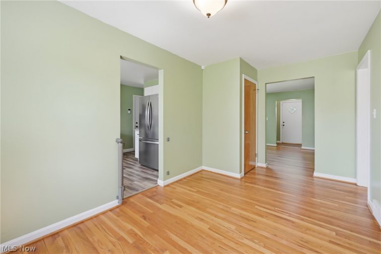 2846 Rexford Road, Youngstown, OH - Photo 8