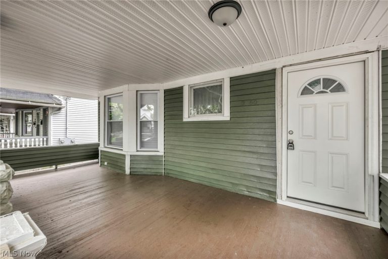 3250 99th Street, Cleveland, OH - Photo 5