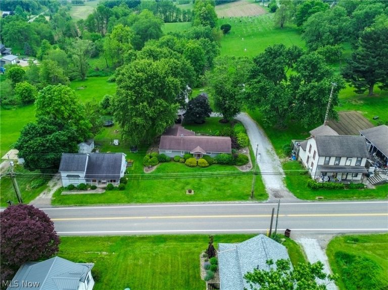 12722 Lisbon Street, Paris, OH - Photo 4