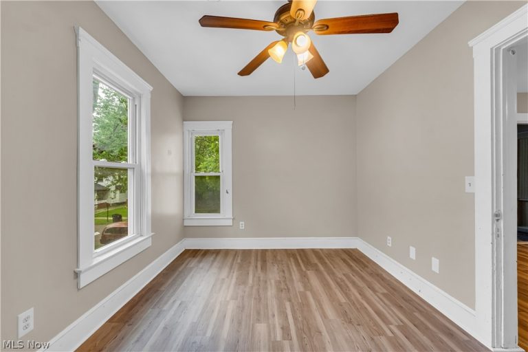 2050 83rd Street #2/UP, Cleveland, OH - Photo 4