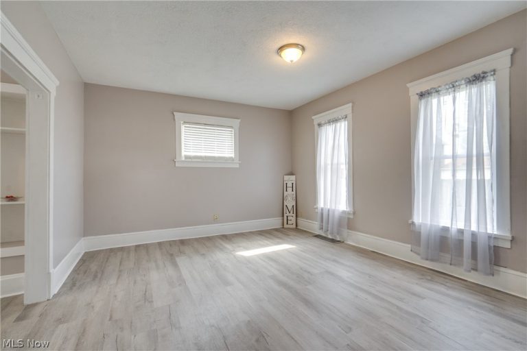 1103 Greenfield Avenue, Canton, OH - Photo 4