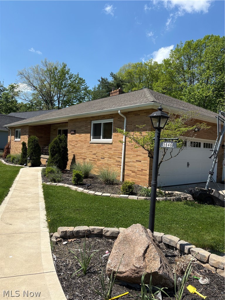 5646 Onaway Oval, Parma, OH - Photo 2