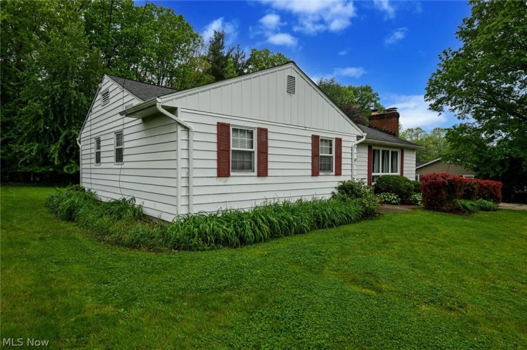 2834 Bancroft Road, Fairlawn, OH - Photo 6