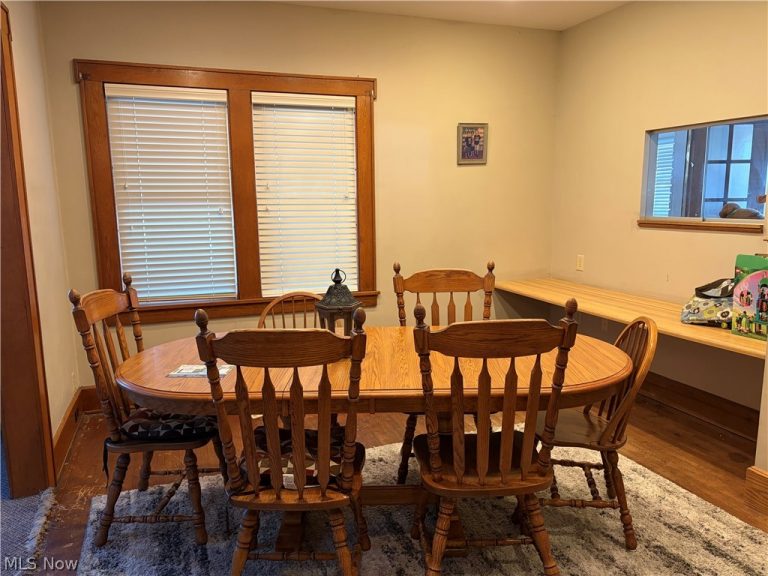 2031 Ridgewood Avenue, Alliance, OH - Photo 5