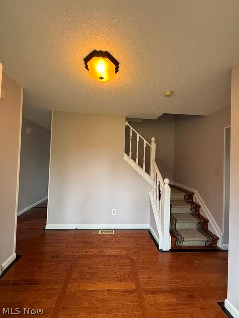 33771 Canterbury Road, Solon, OH - Photo 4