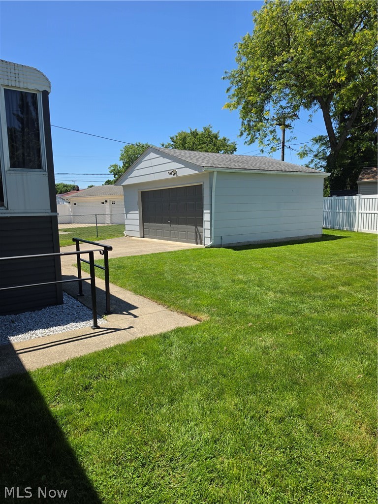 3992 176th Street, Cleveland, OH - Photo 5