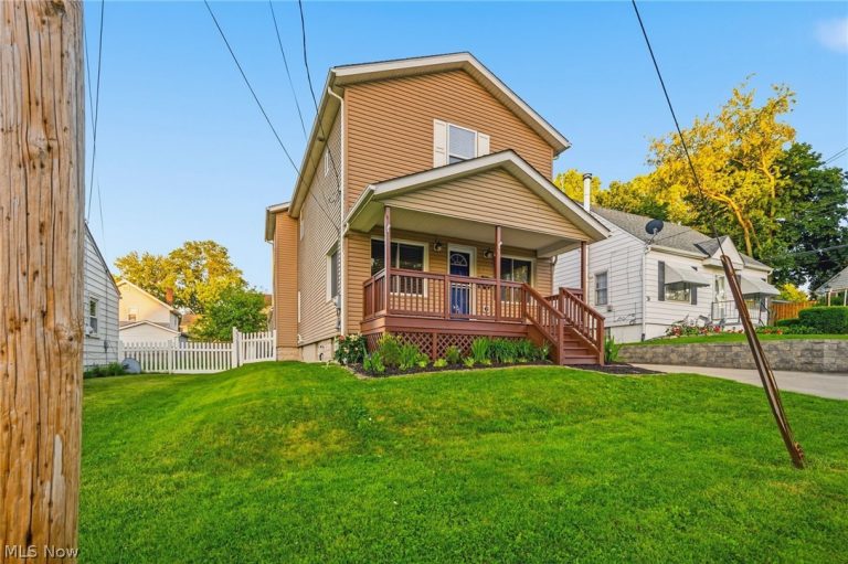 2213 10th Street, Cuyahoga Falls, OH - Photo 3