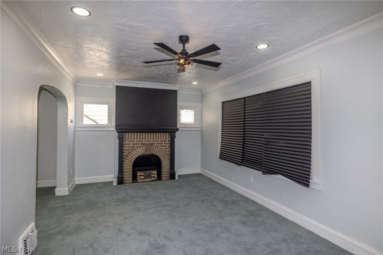 12708 Dove Avenue, Cleveland, OH - Photo 8