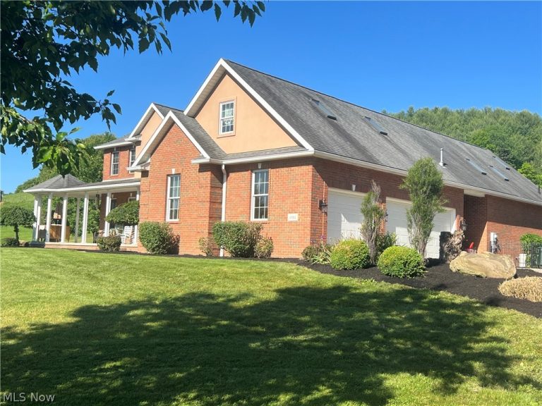4182 Roemer Drive, Dover, OH - Photo 2