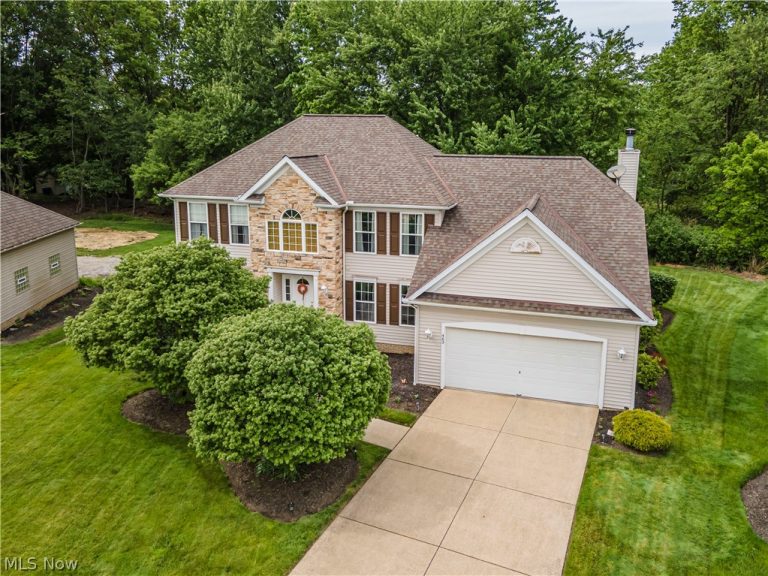 463 Wordsworth Court, Richmond Heights, OH, 44143
