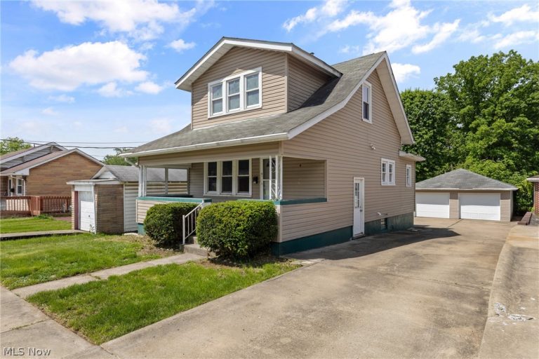 813 Jeanette Avenue, Steubenville, OH - Photo 2