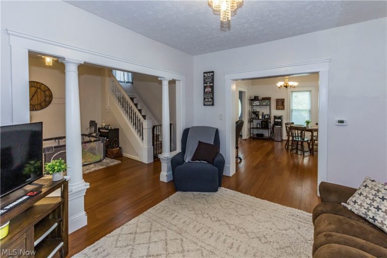 1465 Newman Avenue, Lakewood, OH - Photo 6
