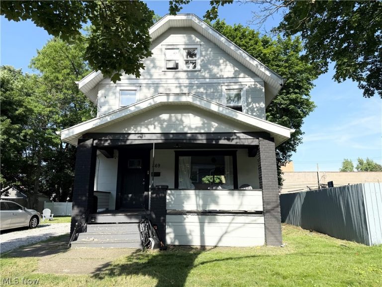 869 Berwin Street, Akron, OH, 44310
