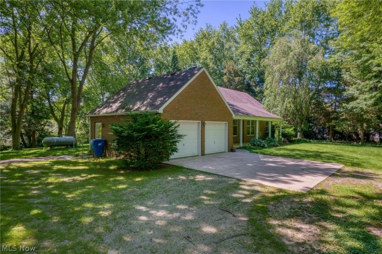 1811 Jeffries Road, Huron, OH - Photo 5