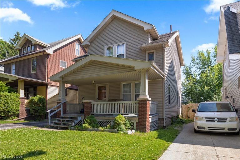 11305 Linnet Avenue, Cleveland, OH - Photo 3