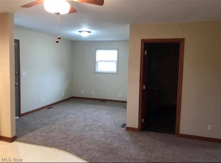 2215 Hilliard Drive, Midvale, OH - Photo 3