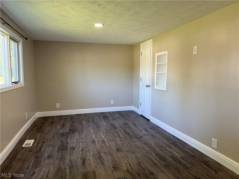 865 East Boulevard, Aurora, OH - Photo 5