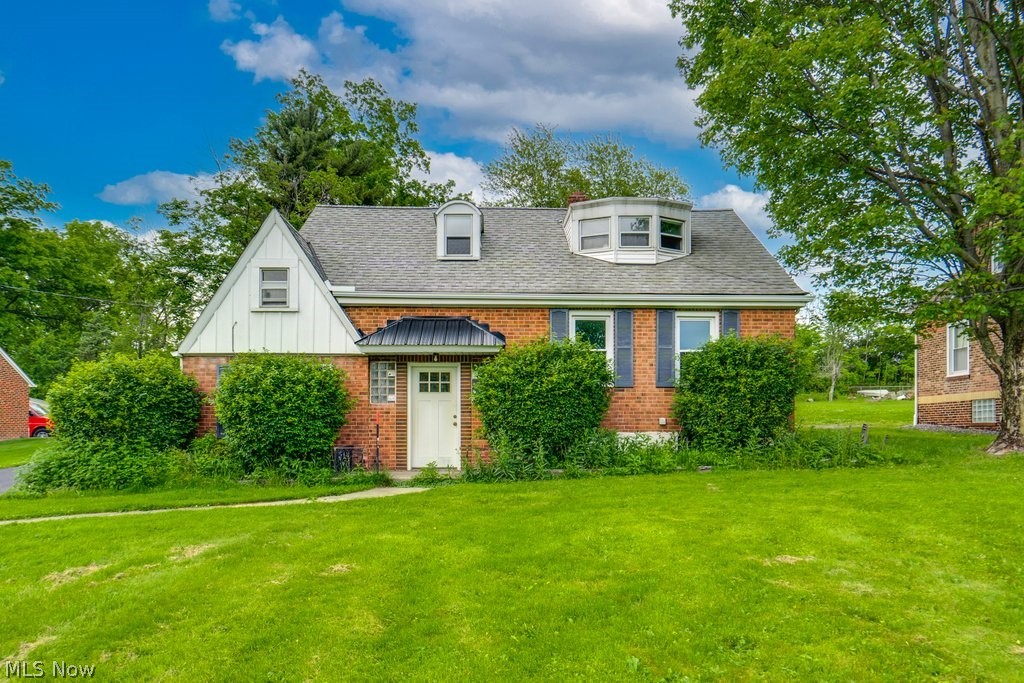 12335 Sunset Drive, Garfield Heights, OH