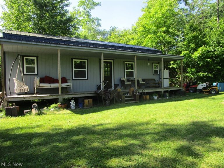 4293 Bulah Road, Jefferson, OH - Photo 2