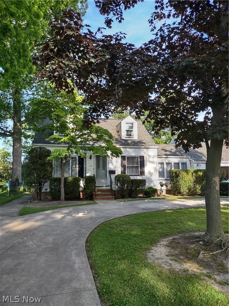 625 Humiston Drive, Bay Village, OH, 44140