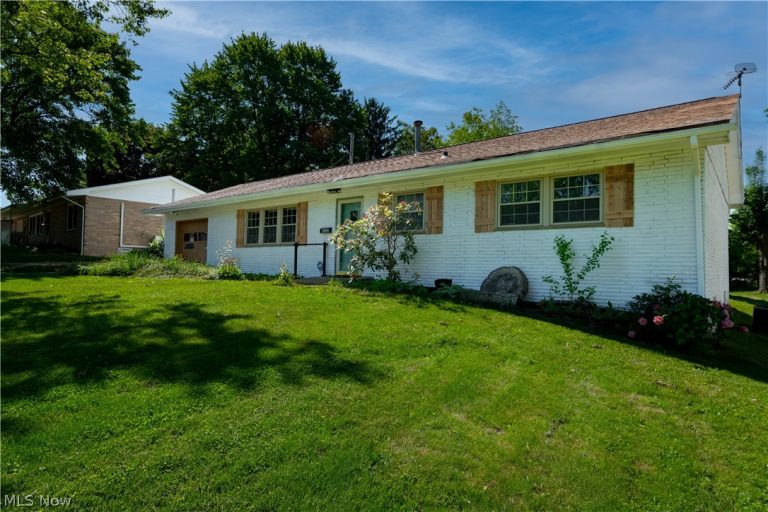 4660 4th Street, Canton, OH, 44708
