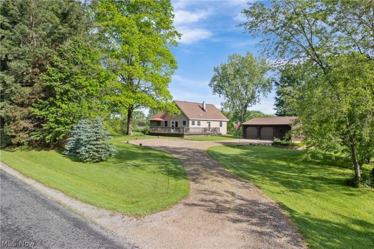 10031 Sanford Road, Lodi, OH - Photo 2