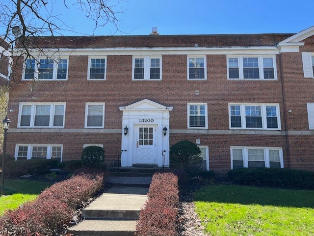 13200 Fairhill Road, Shaker Heights, OH, 44120