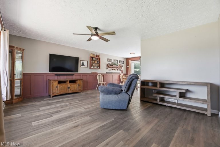 10960 Easton Street, Alliance, OH - Photo 4
