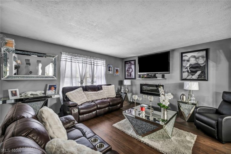 12500 Woodside Avenue, Cleveland, OH - Photo 4