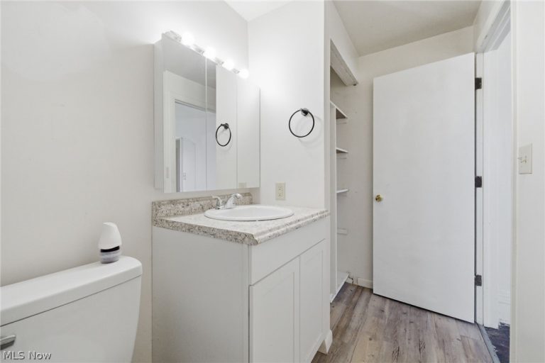 115 30th Street, Lorain, OH - Photo 6