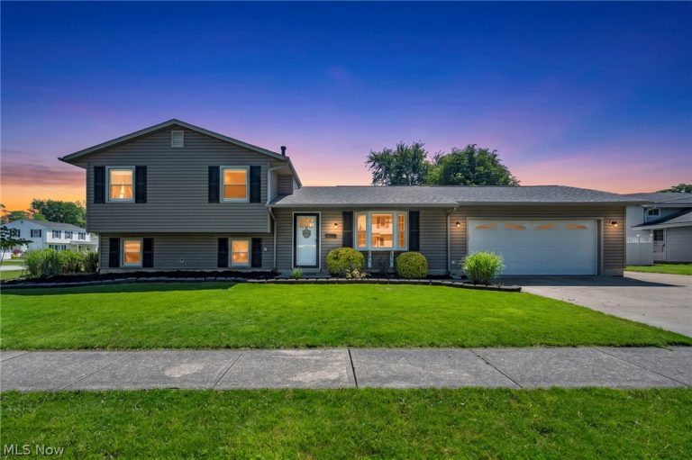 127 Edgefield Drive, Elyria, OH, 44035