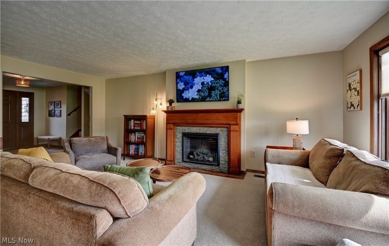 4528 Greenmeadow Avenue, Canton, OH - Photo 6