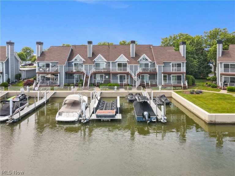 179 Marina Point Drive, Sandusky, OH - Photo 2