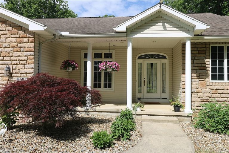 8503 Risden Road, Vermilion, OH, 44089