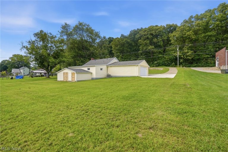 1420 Dietz Lane, Zanesville, OH - Photo 3