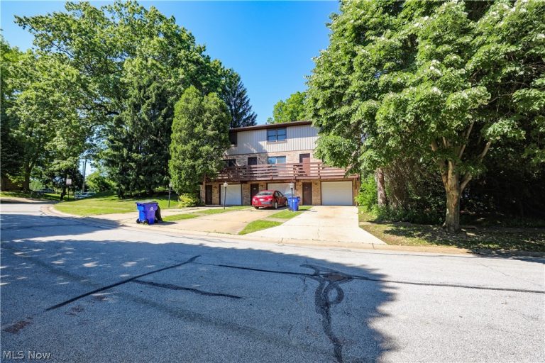 501 Park Drive, Ravenna, OH - Photo 2