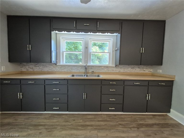 24 Mulwal Drive, Painesville, OH - Photo 8