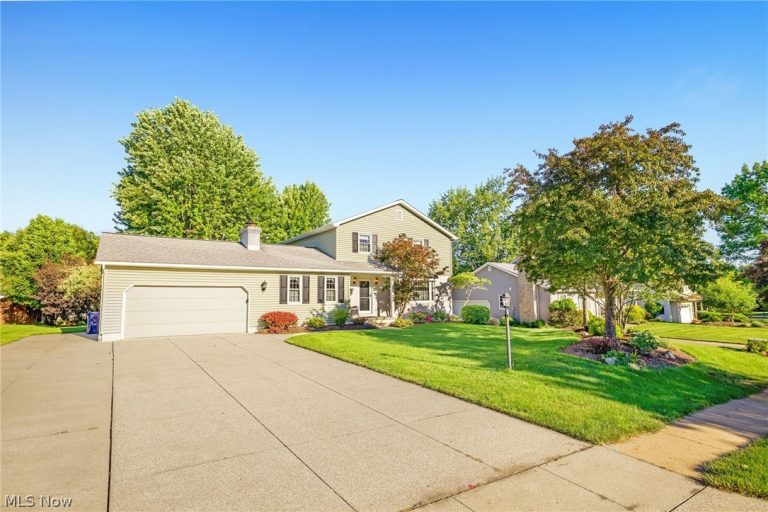 1112 Ledgebrook Drive, Tallmadge, OH - Photo 2