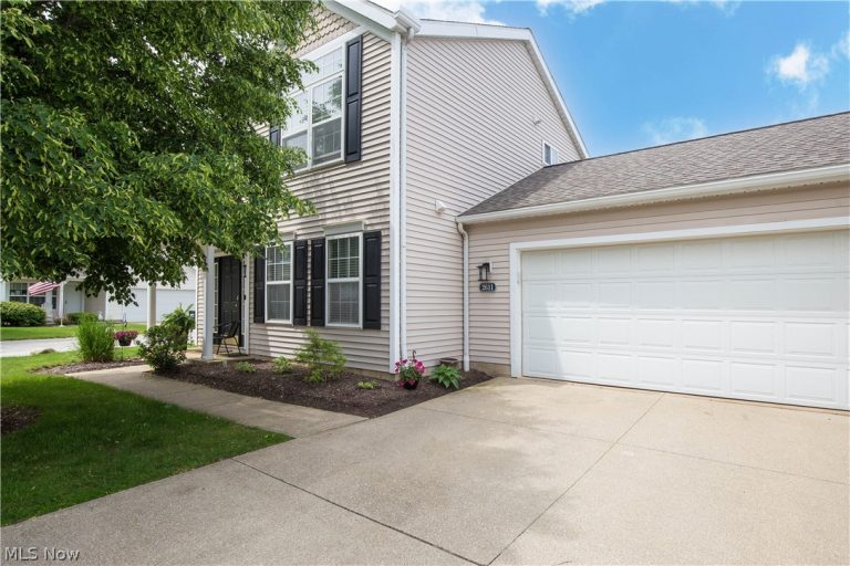 2611 Canvasback Circle, Akron, OH, 44319