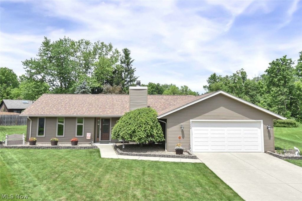 13964 Olde Orchard Road, Strongsville, OH