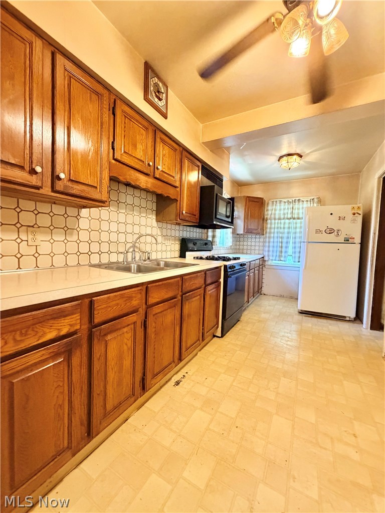 817 Green Road, South Euclid, OH - Photo 6