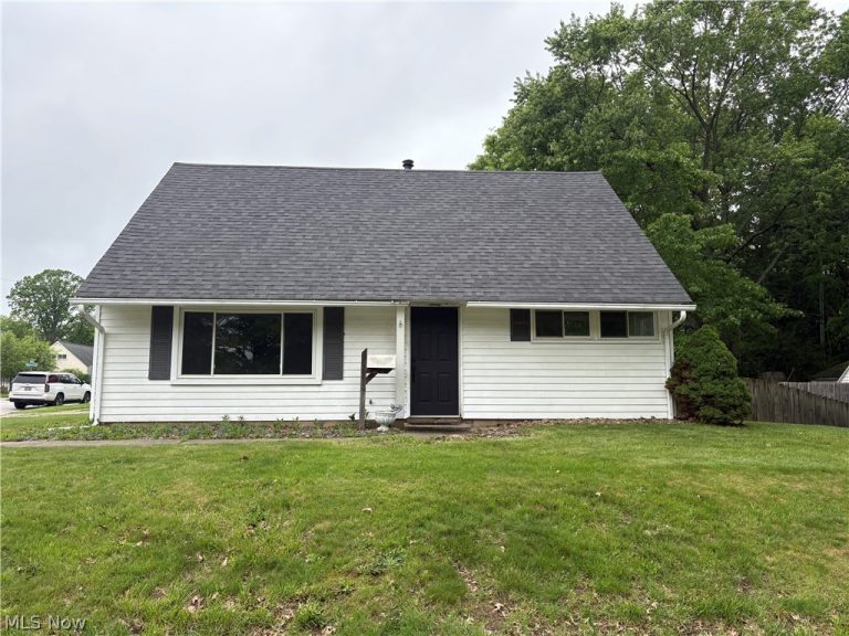 2300 Giffels Drive, Cuyahoga Falls, OH, 44221