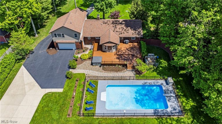 8360 Timberlane Drive, Concord Twp, OH - Photo 4