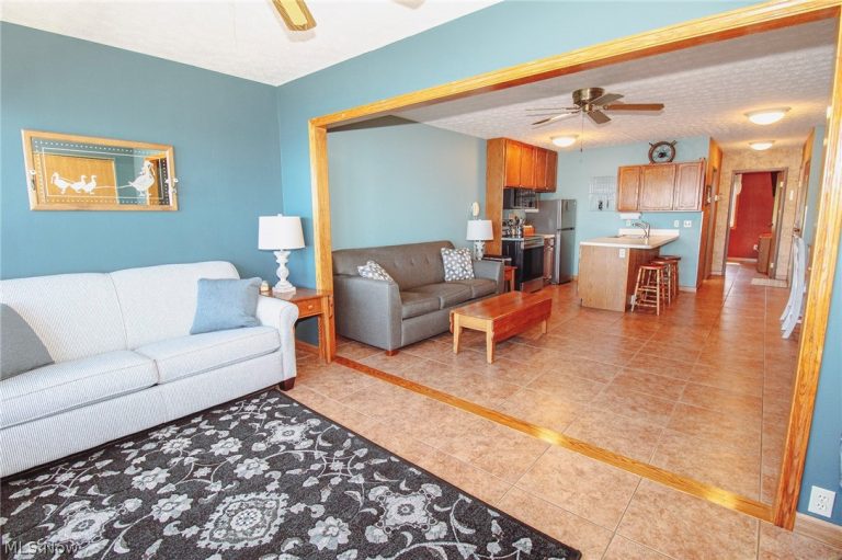 230 Lakeshore Drive #F, Port Clinton, OH - Photo 5