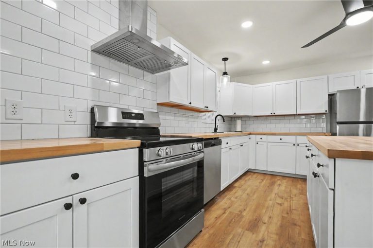 2622 Tallmadge Rd, Ravenna, OH - Photo 6