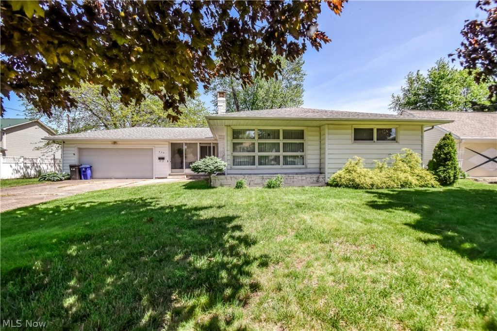 956 Mill Street, Conneaut, OH