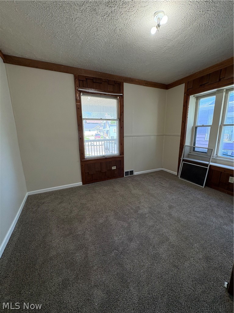 565 Brown Street, Akron, OH - Photo 4